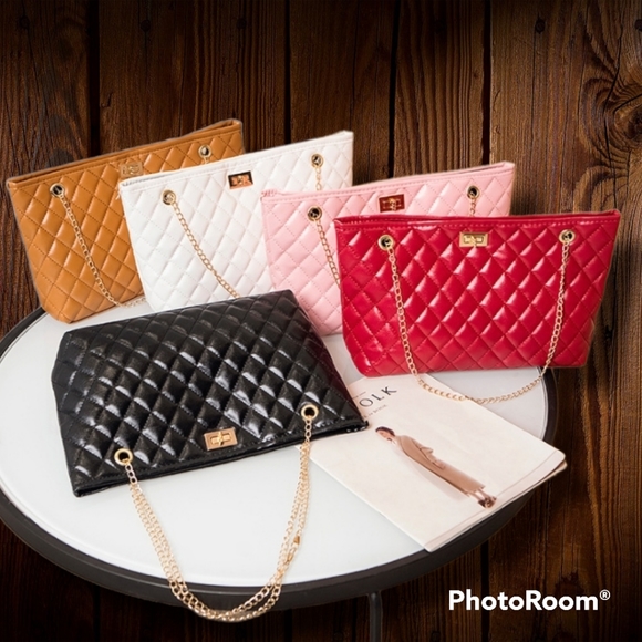 🐝 Black Argile Pillow Purse - Picture 2 of 6